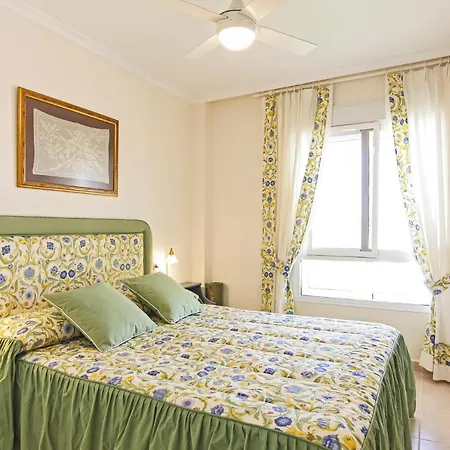 Stunning 2-Bed 2 Bathroom Apartment 150M From Sea Apartment Denia